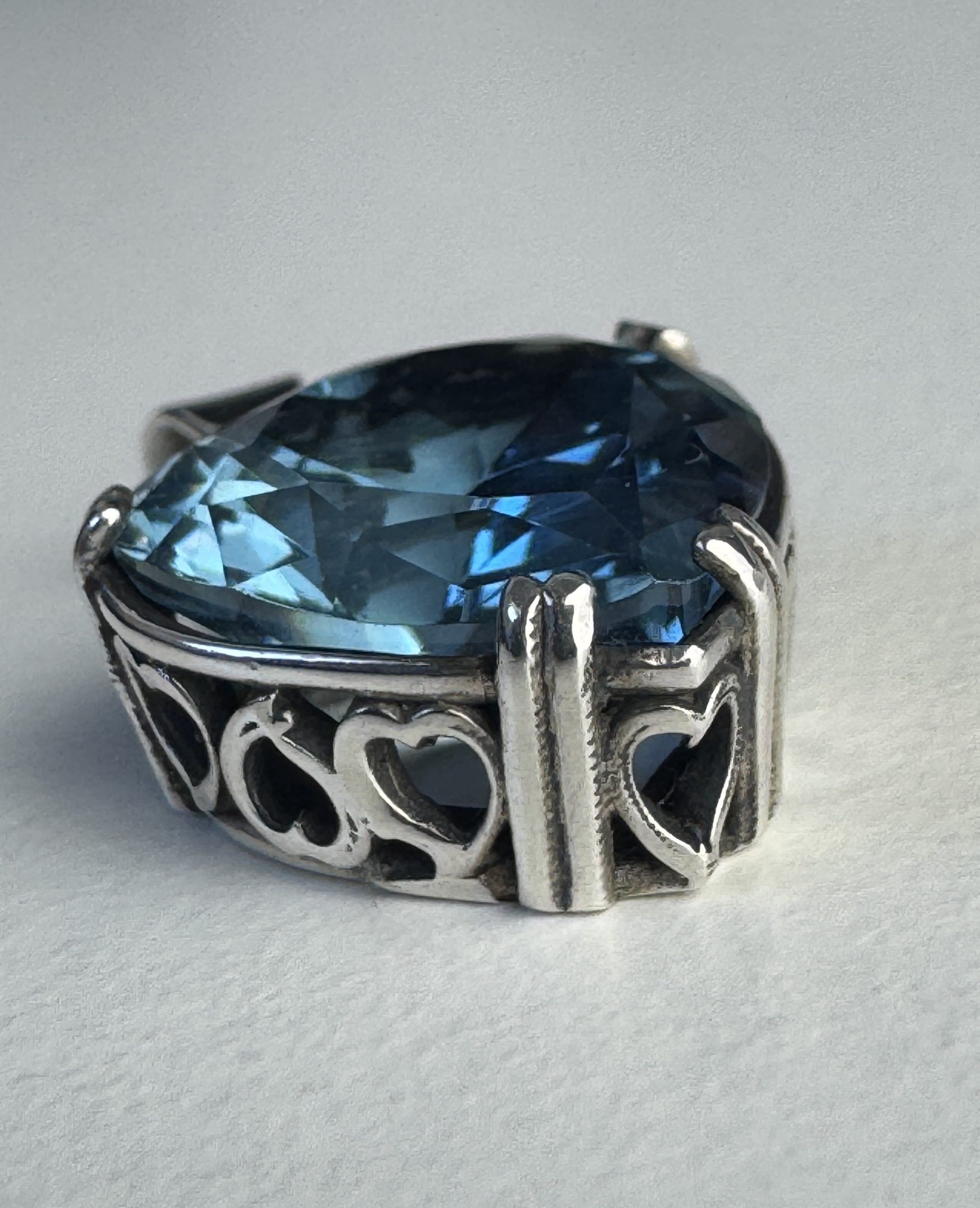 Aquamarine Zircon Handcrafted Pendant for Women - Image 2